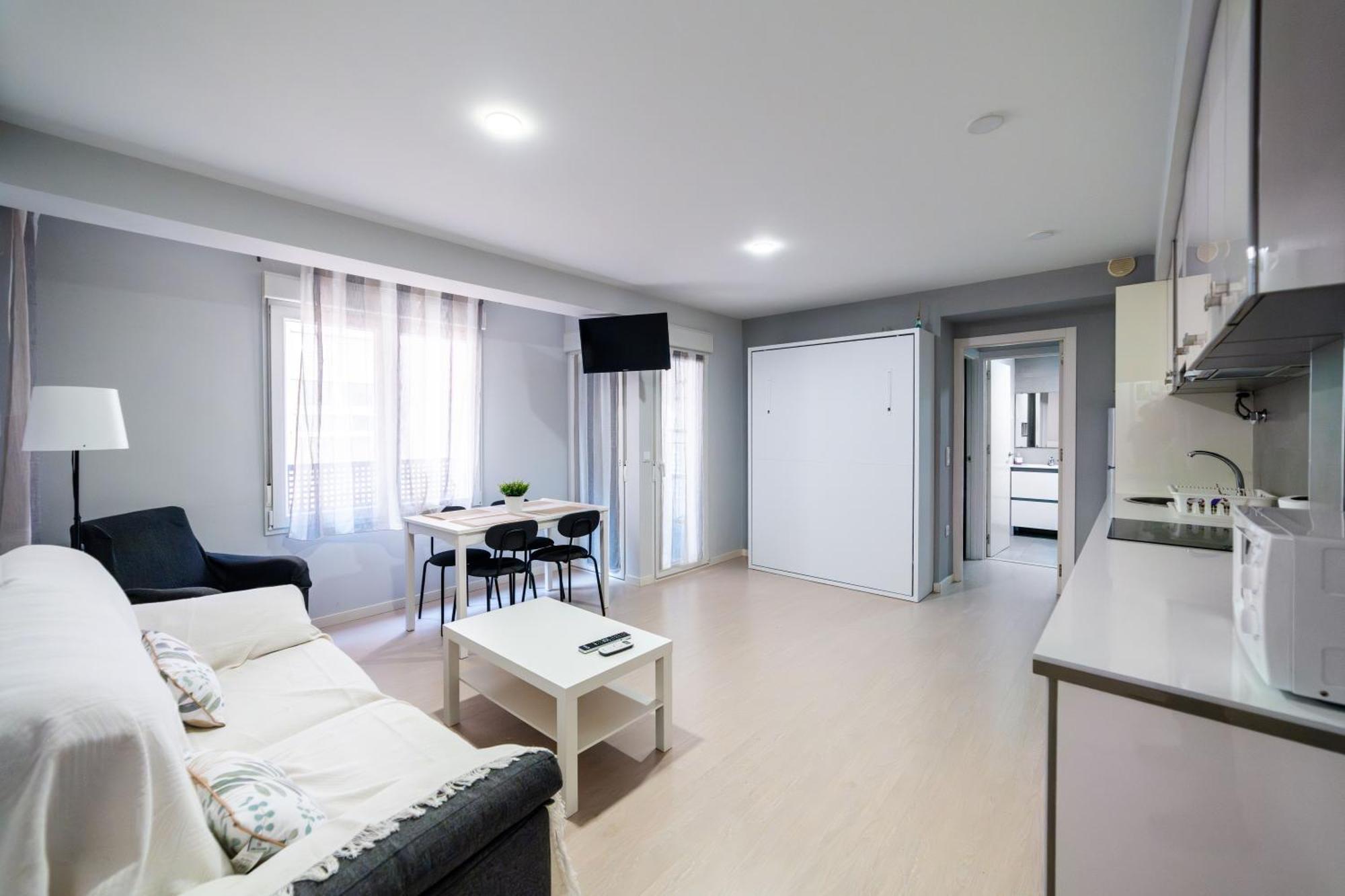 Hotel Quatre Llunes 산타 폴라 외부 사진