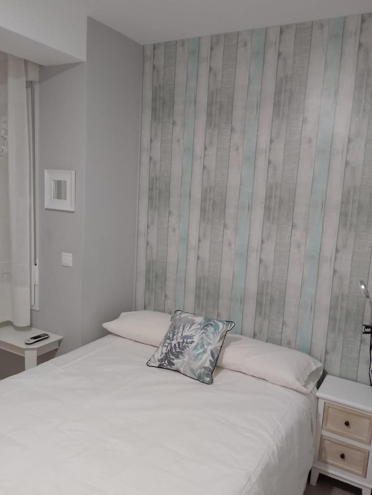 Hotel Quatre Llunes 산타 폴라 외부 사진